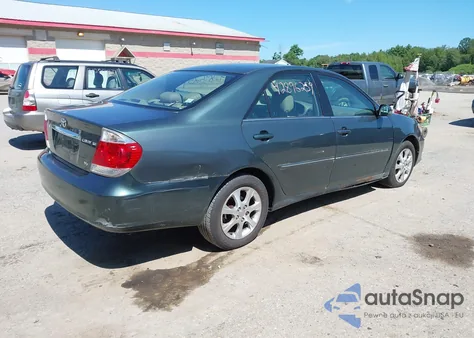 2005 Toyota Camry Xle V6 z USA, uszkodzony, nr VIN 4T1BF30K05U098176